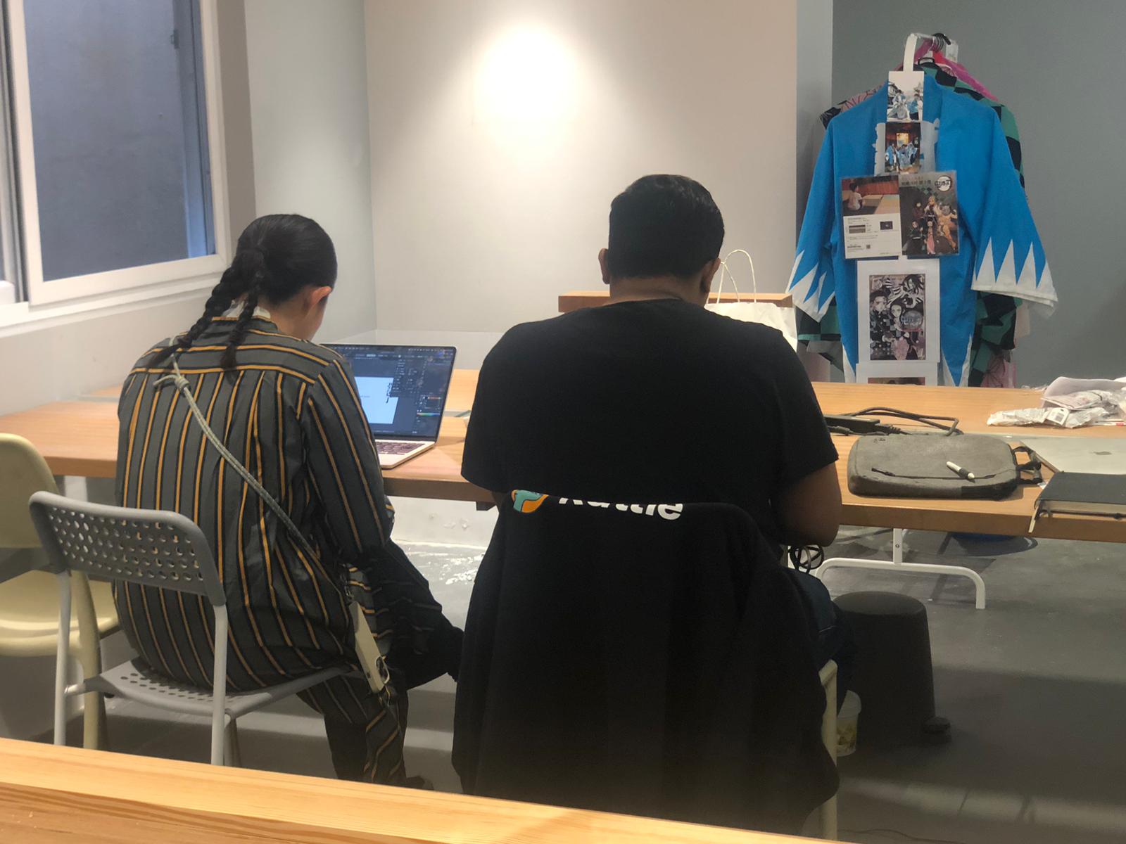 Arrangement of exhibition elements